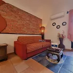 Theo's House By World Cefalù