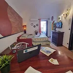 Theo's House By World Apartman Cefalù