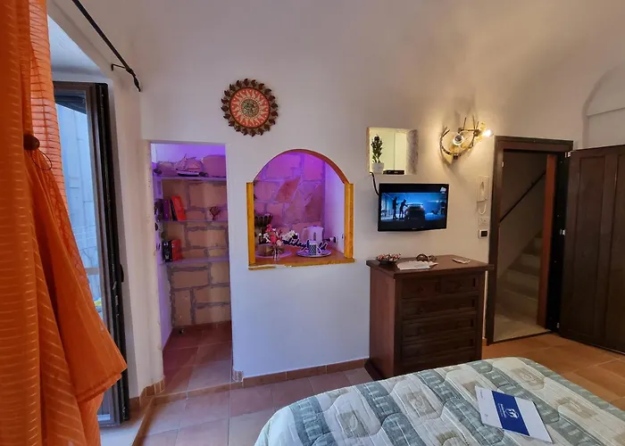 Theo's House By World *