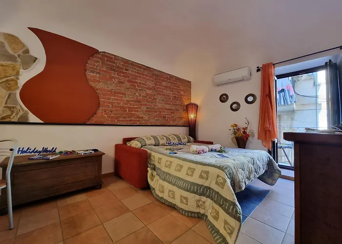 아파트 Theo's House By World 체팔루