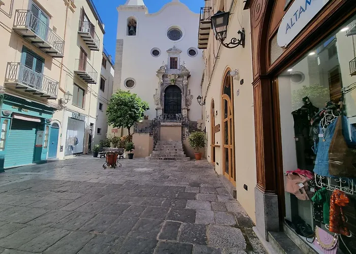 Theo's House By World 아파트